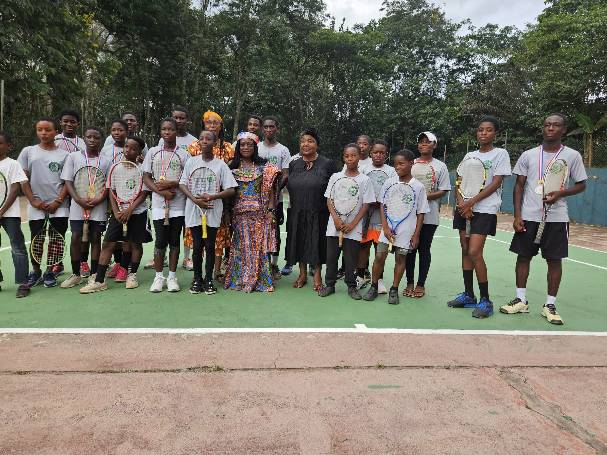 Nana Adwoa Asantewaa I Okuapemhemea Nkosuohemea visits La Constance Center for Global Health Tennis Games in Joyful Youth Collaboration